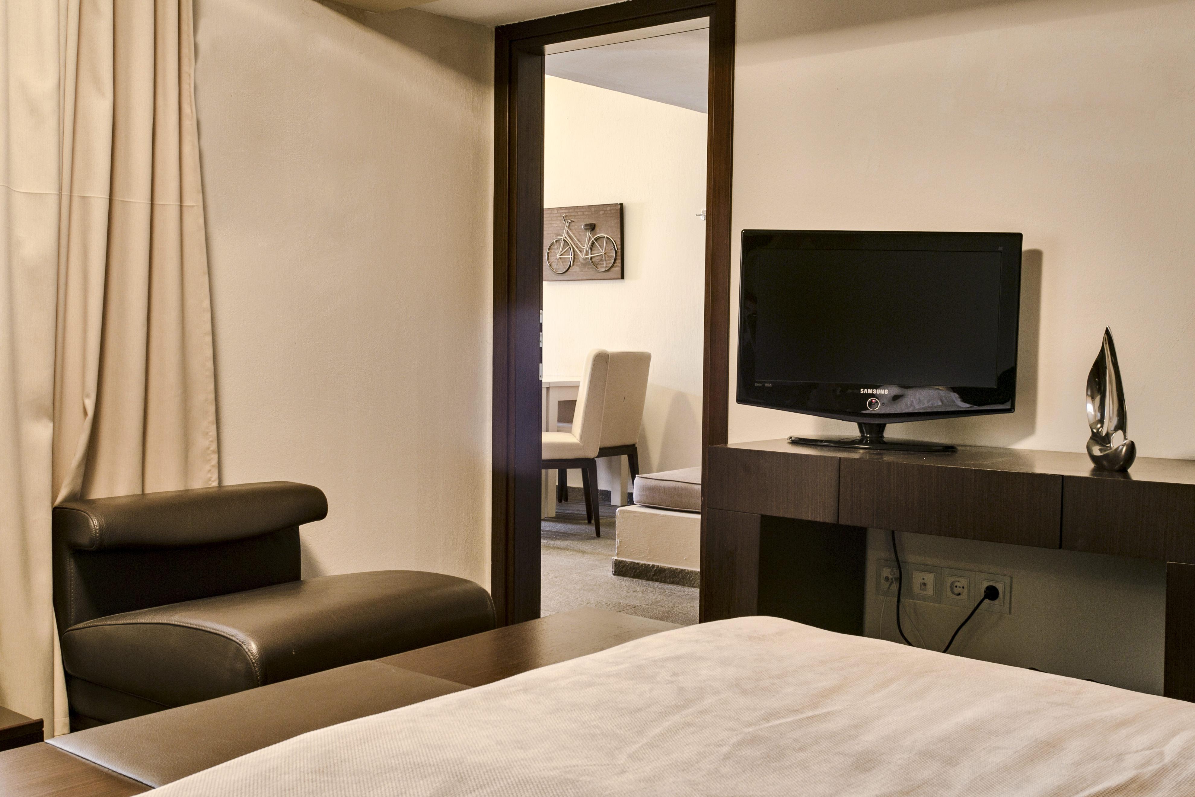 12 Months Resort & Spa ซาการาดา ภายนอก รูปภาพ
