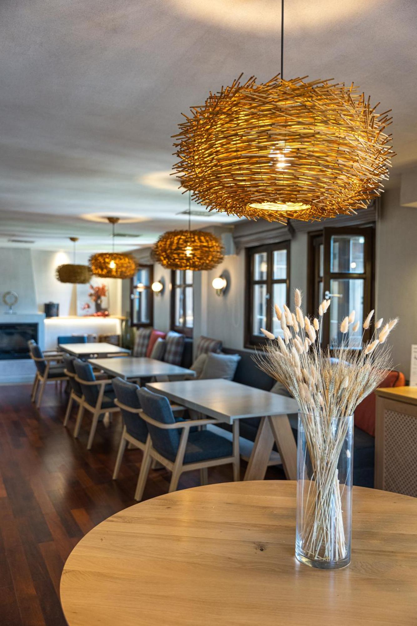 12 Months Resort & Spa ซาการาดา ภายนอก รูปภาพ